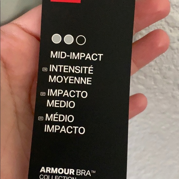 Under Armour sport bra - Picture 3 of 4